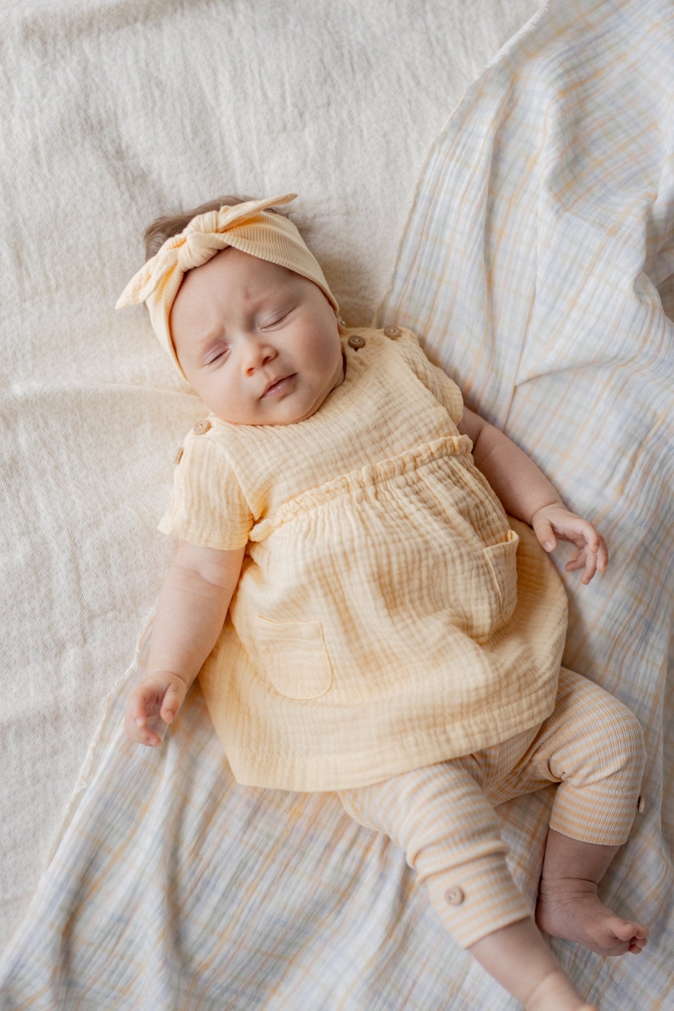 1+ In The Family | Newborn Legging Aida | Peach -