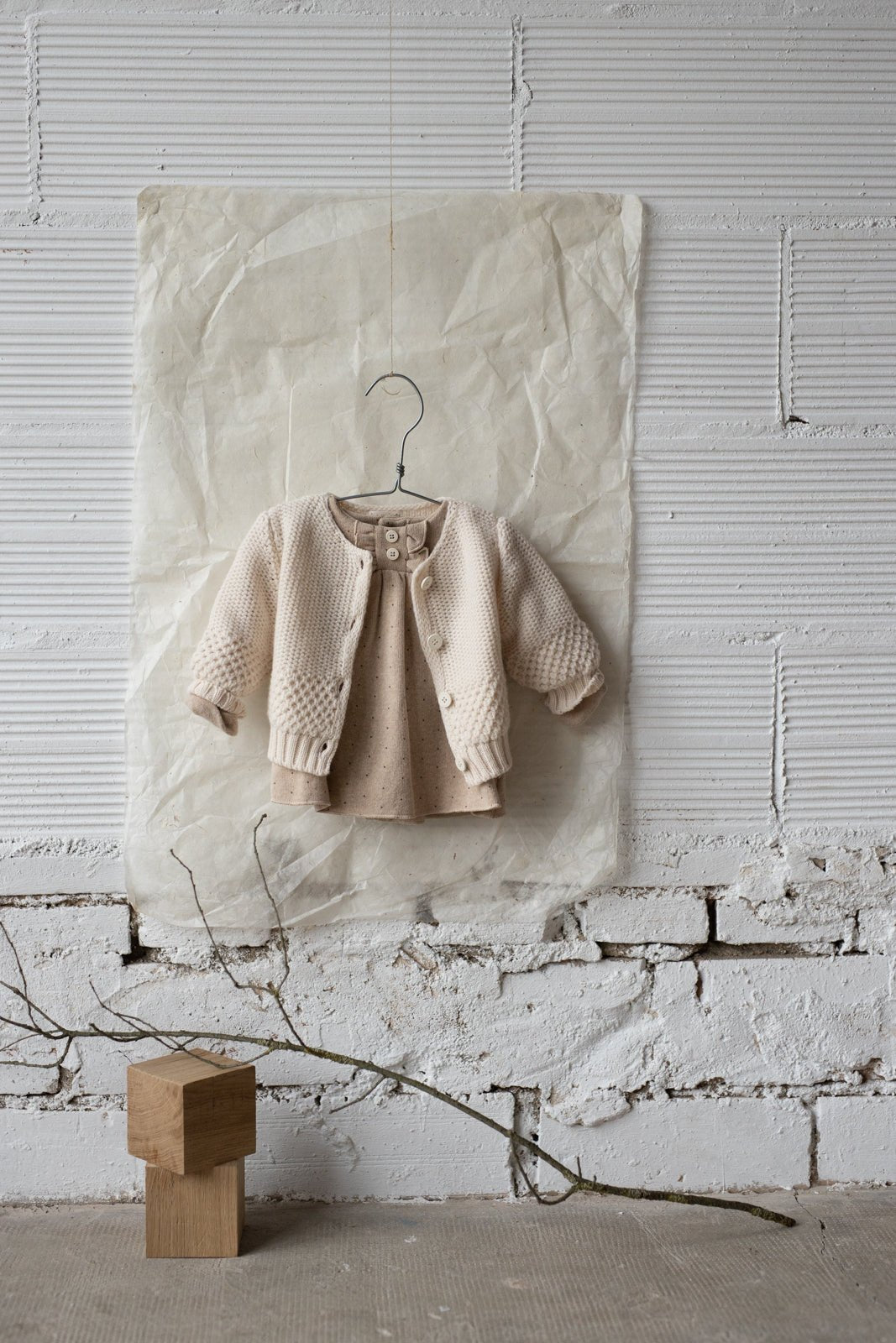 1+ In The Family | Malene Gebreid Vestje | Ecru - 