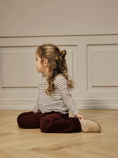 Lil' Atelier |  Osophia Slim Top | Hot Chocolate