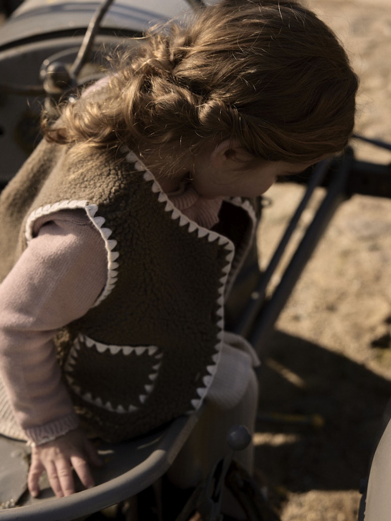 Lil' Atelier | Lajo Gilet | Shitake