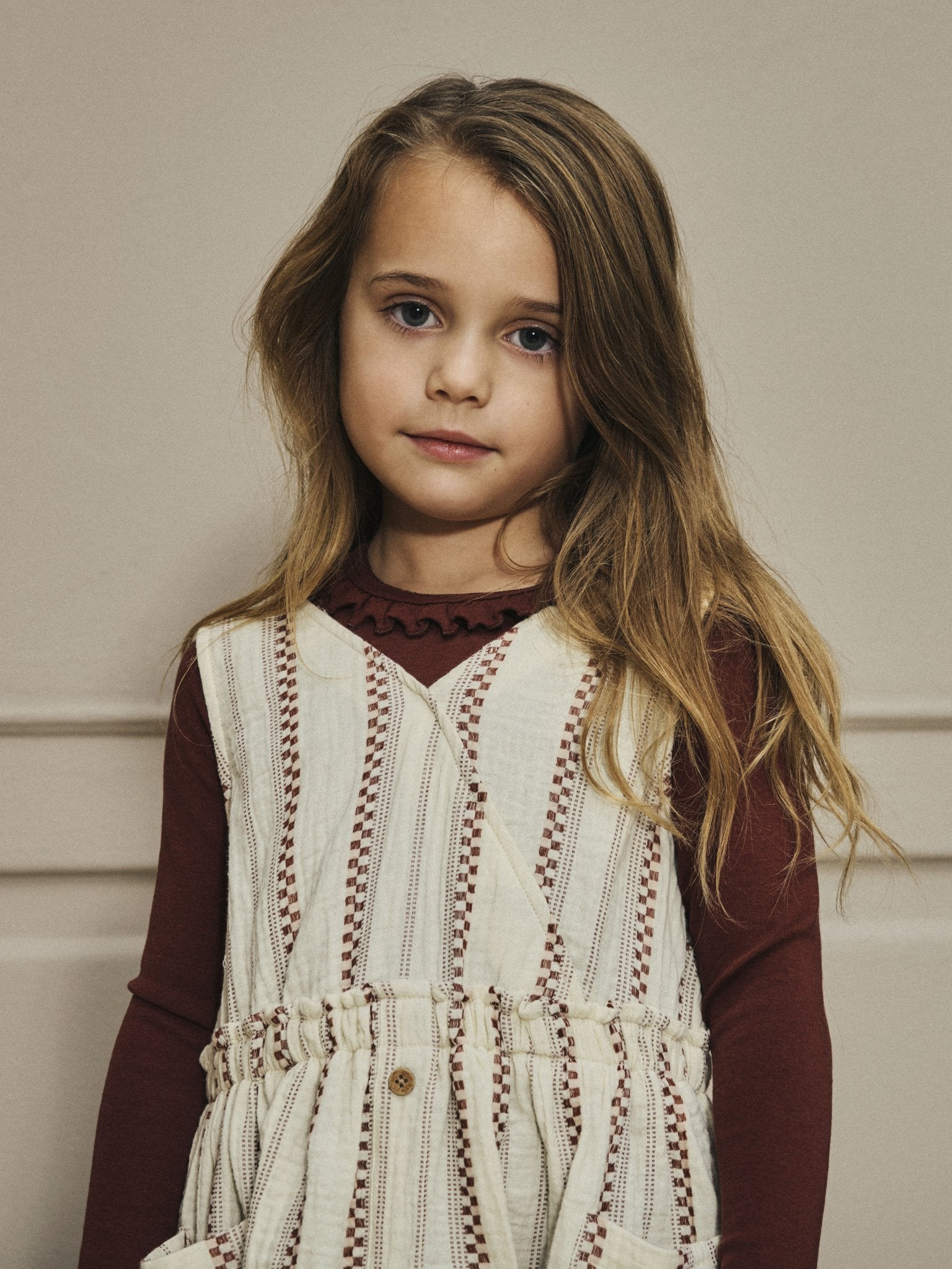 Lil' Atelier | Gayo Koj Slim Top | Hot Chocolate - 5715724391857