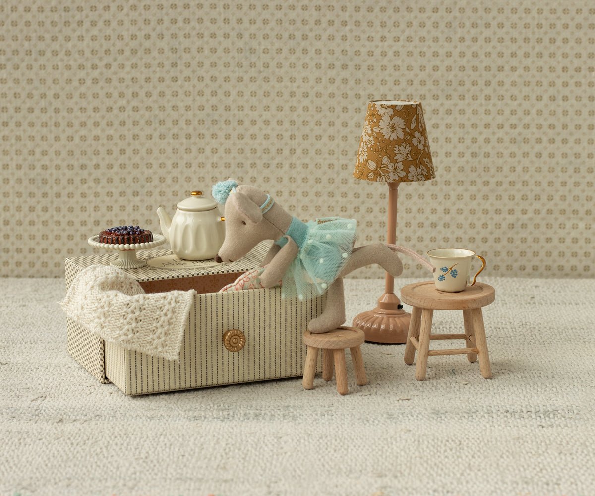 Maileg | Dance Mouse in Daybed | Little Sister - 5707304146117